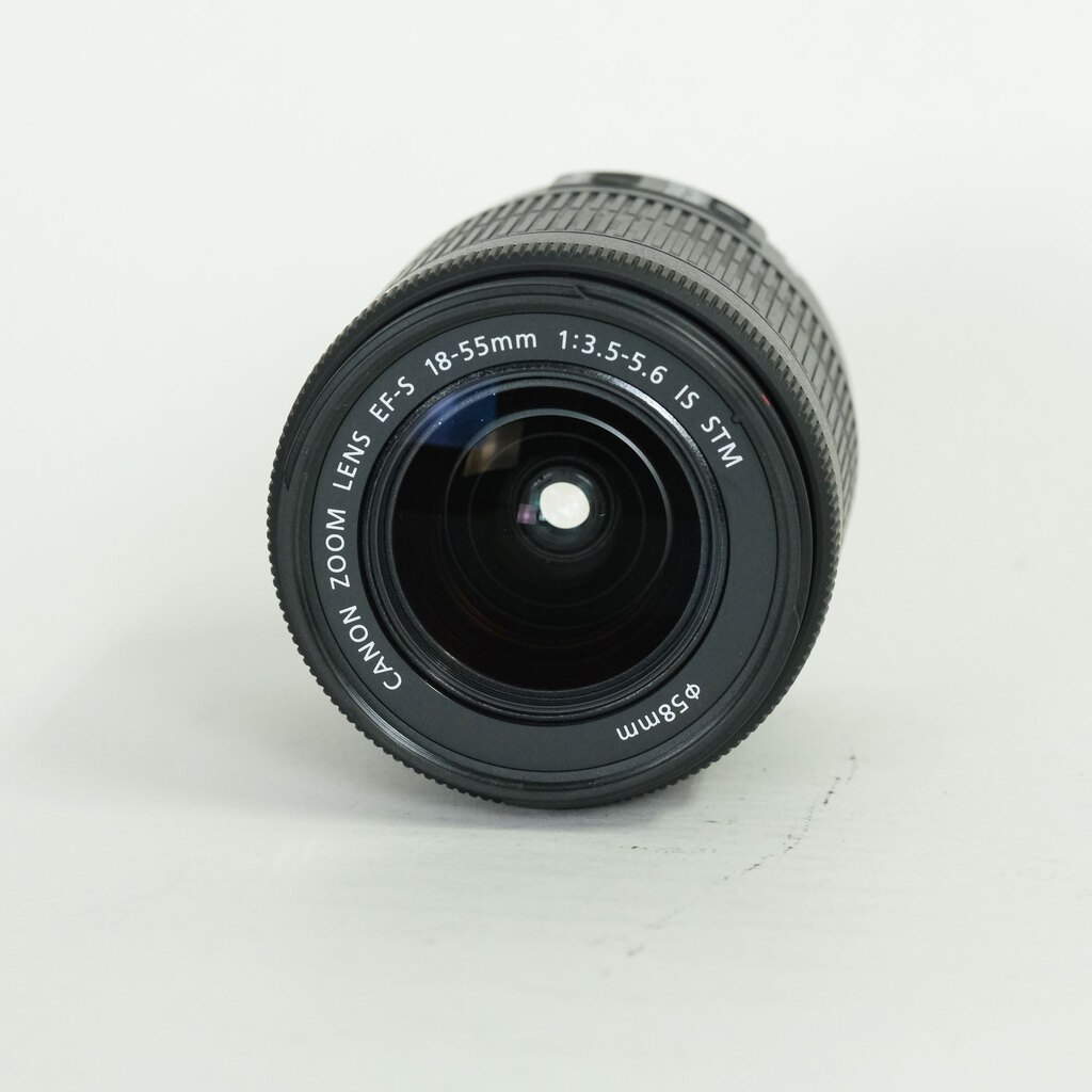 Canon EF-S18-55mm F3.5-5.6 IS STM