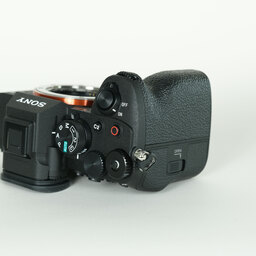 SONY α7 IV(ILCE-7M4) SONY α7 IV(ILCE-7M4)