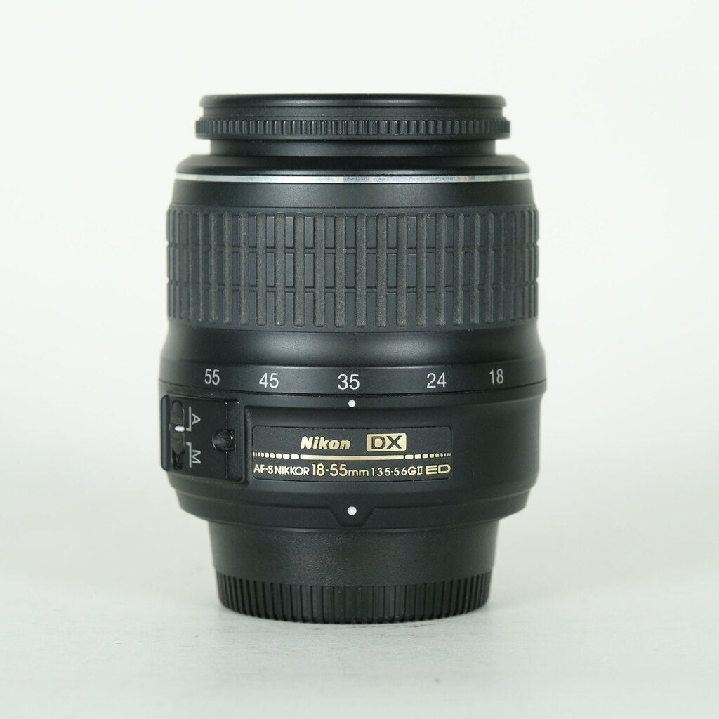 AF-S DX Zoom-Nikkor 18-55mm f/3.5-5.6G ED II 中古価格比較 - 価格.com