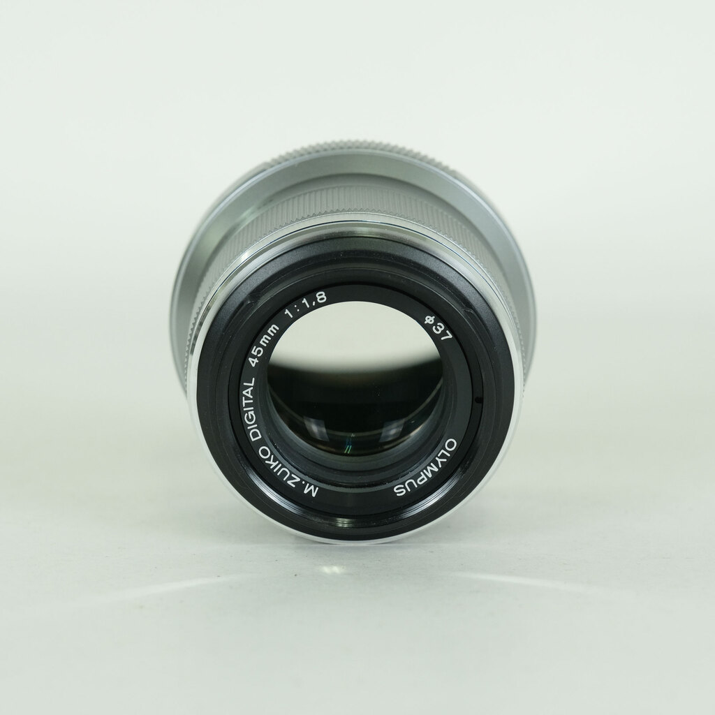 OLYMPUS M.ZUIKO DIGITAL 45mm F1.8