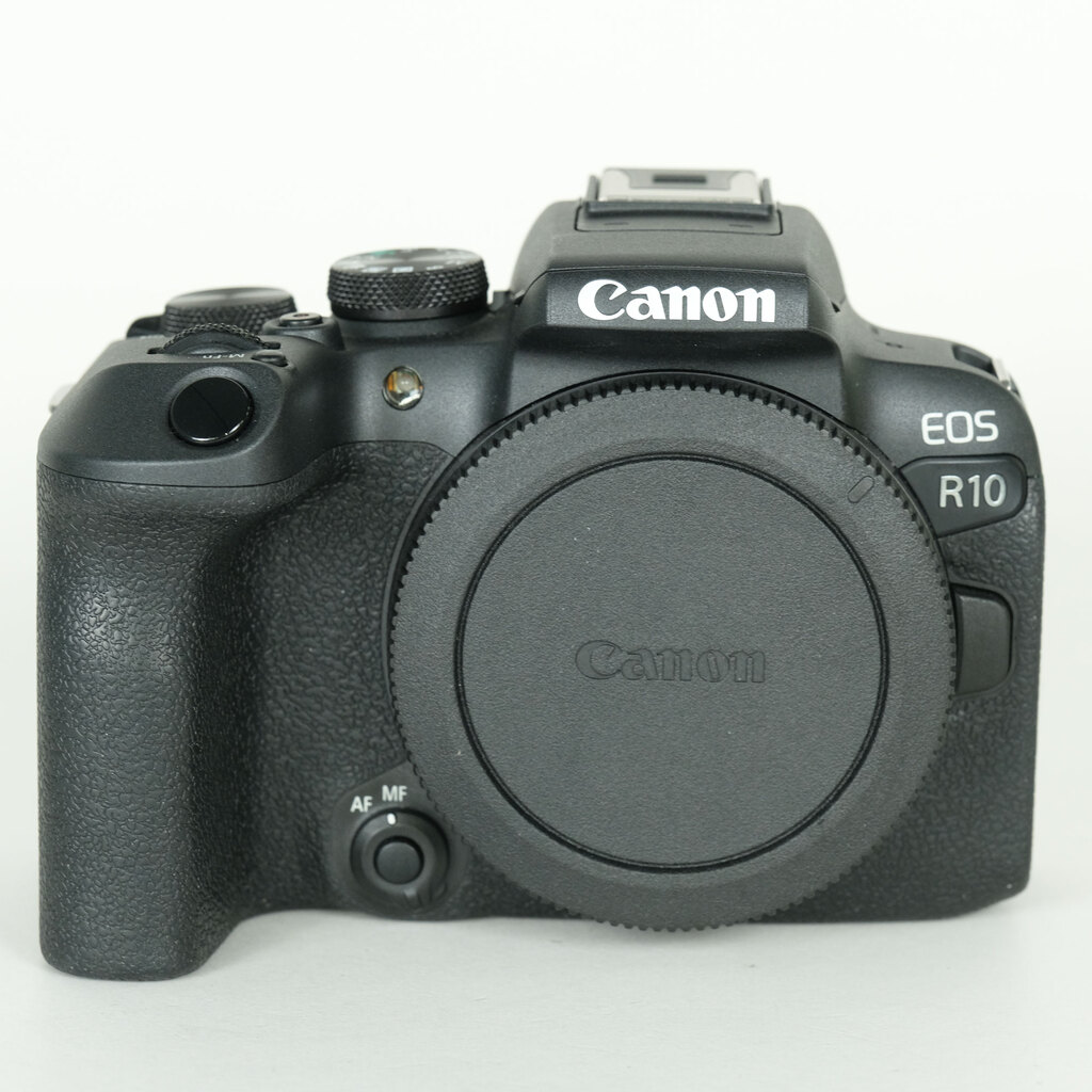 Canon EOS R10