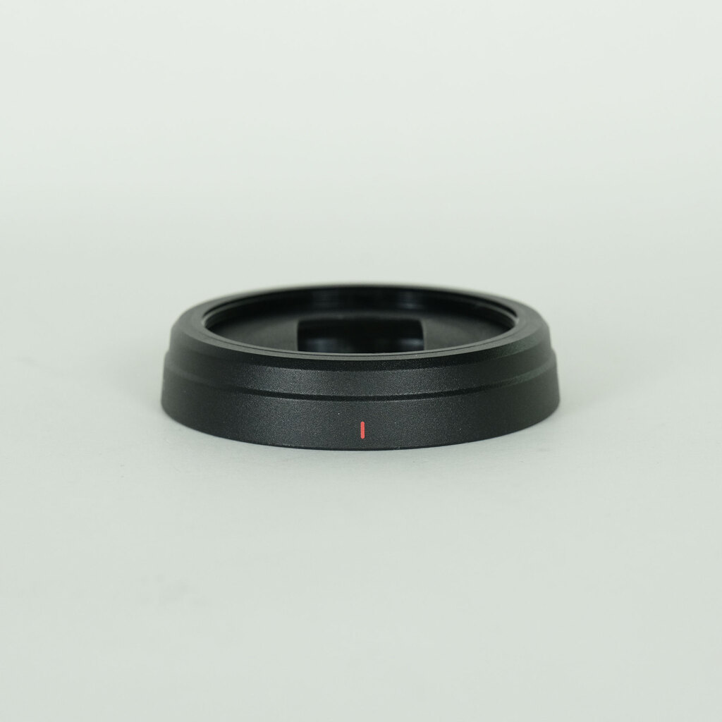 SONY E 20mm F2.8 SEL20F28の出品 | ONE SCENE（ワンシーン）