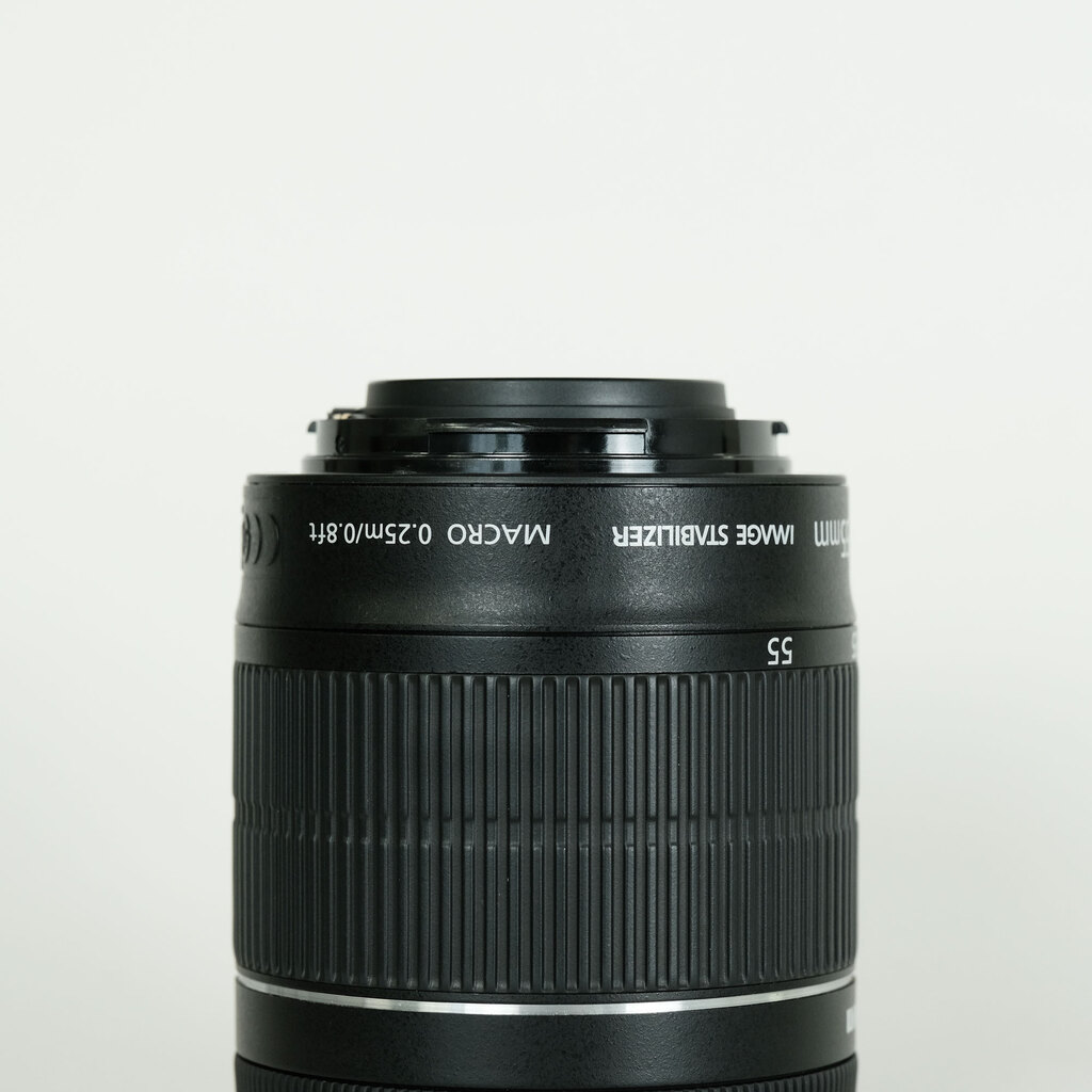 Canon EF-S18-55mm F4-5.6 IS STM