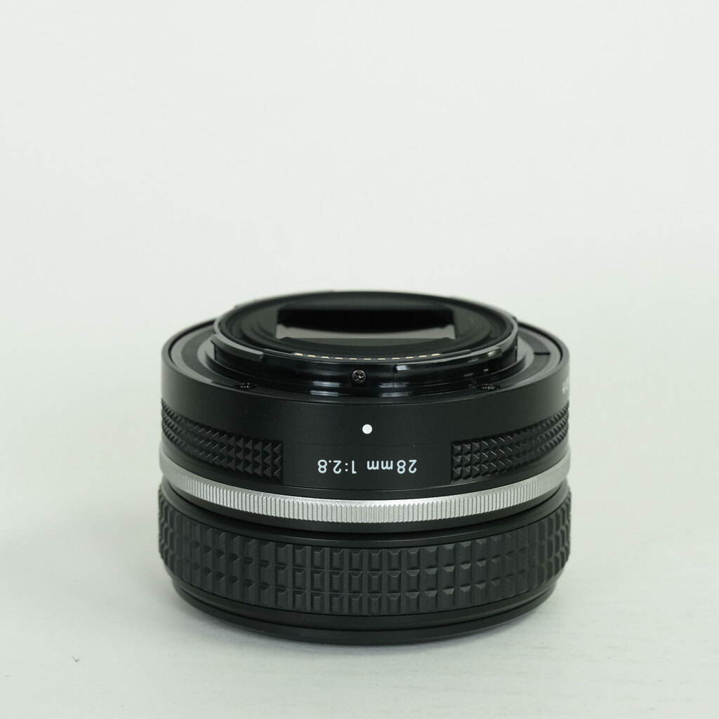 Nikon NIKKOR Z 28mm f/2.8