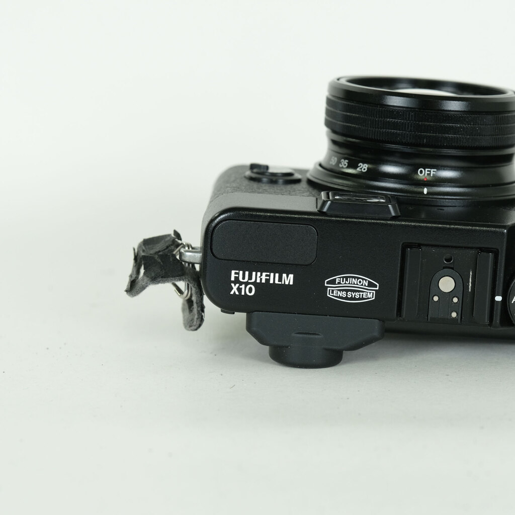 FUJIFILM X10 ブラック FUJIFILM X10 ブラック