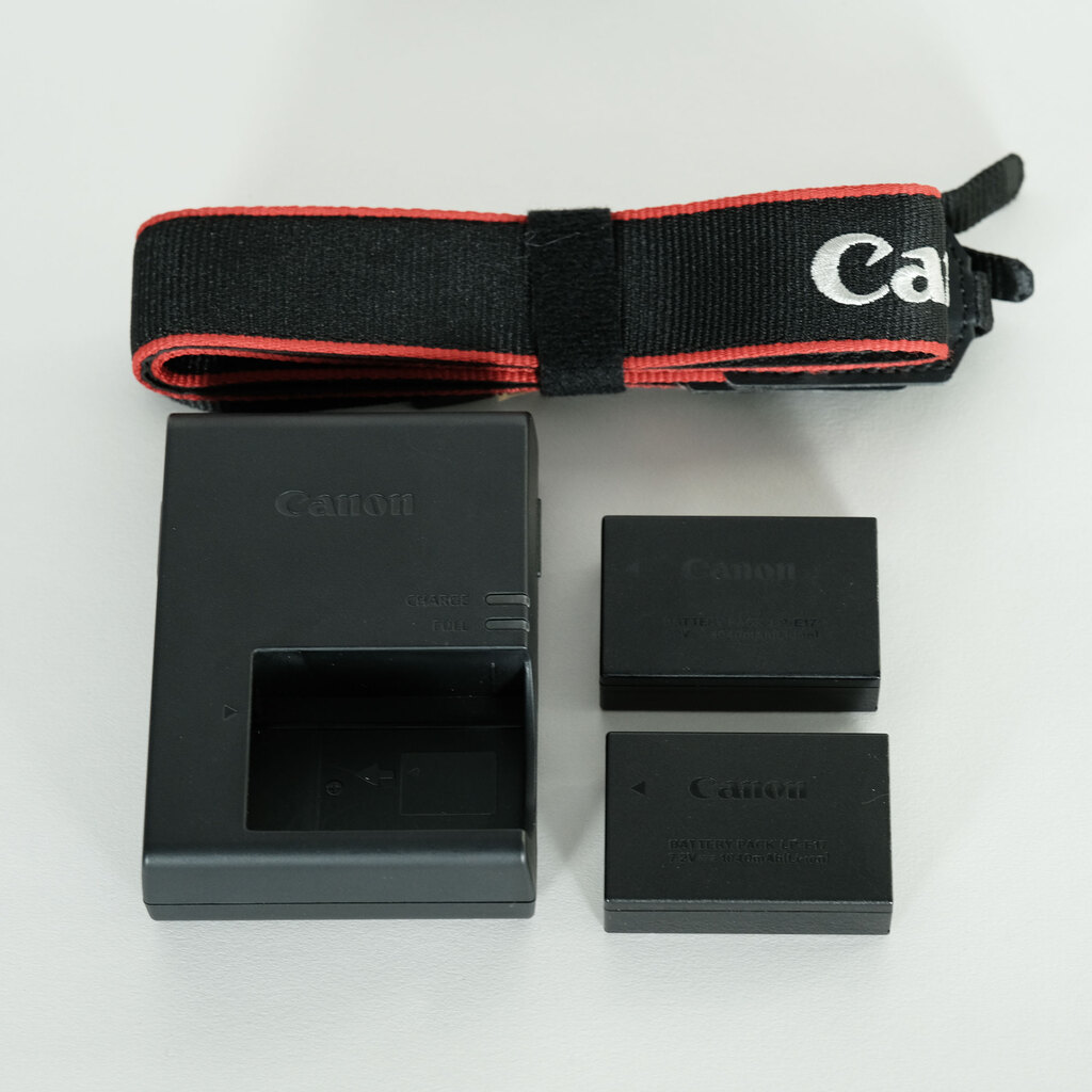 Canon EOS R10 Canon EOS R10