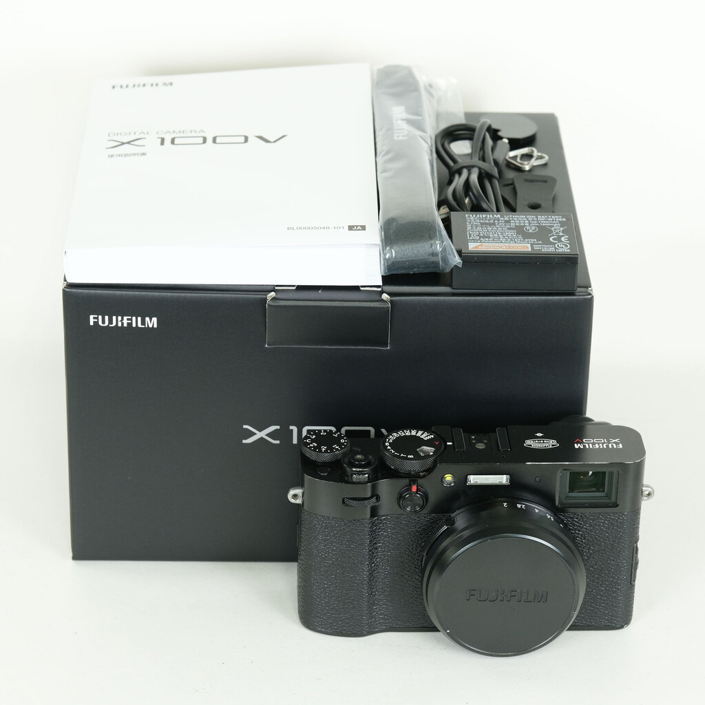 FUJIFILM X100V ブラック