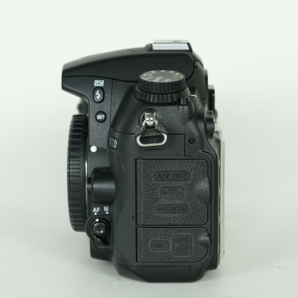 Nikon D7000
