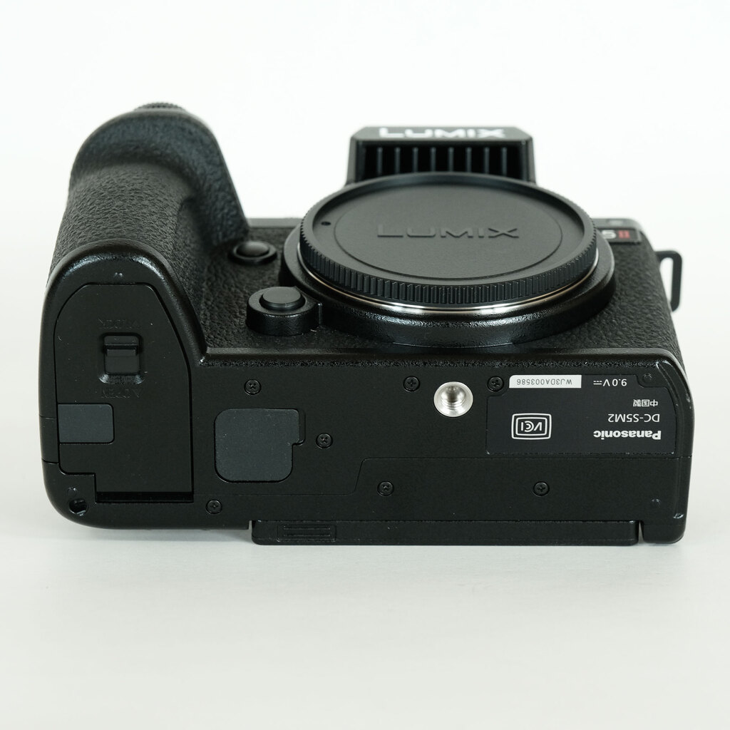 Panasonic LUMIX S5II DC-S5M2