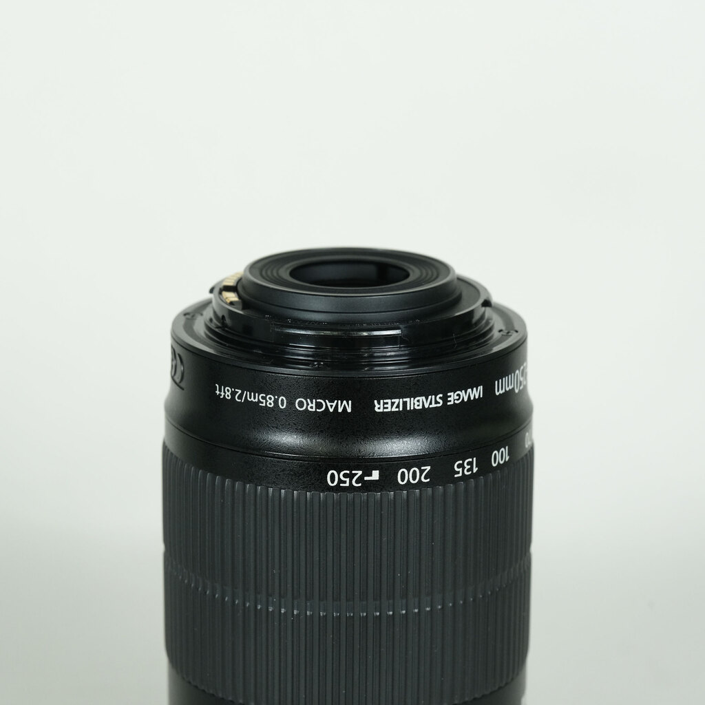 Canon EF-S55-250mm F4-5.6 IS STMの出品 | ONE SCENE（ワンシーン）