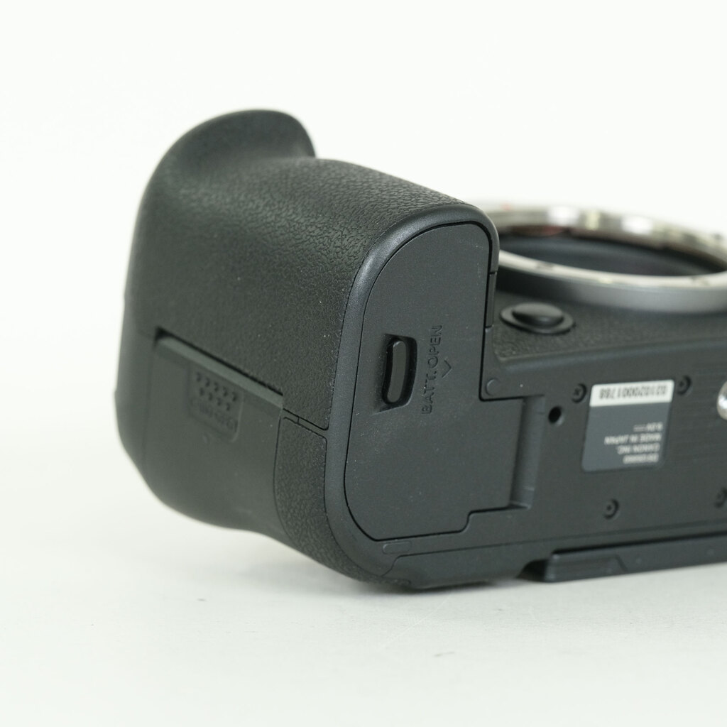 Canon EOS R6 Mark II