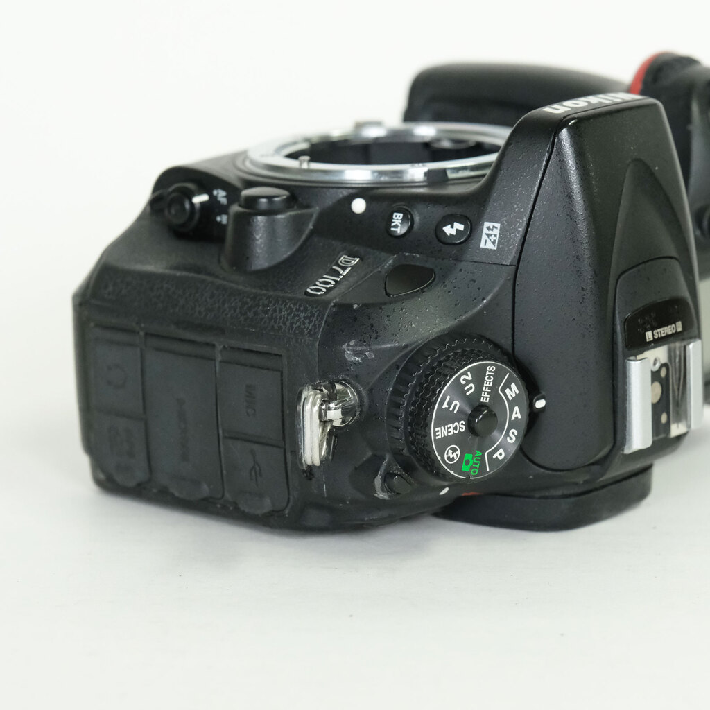 Nikon D7100
