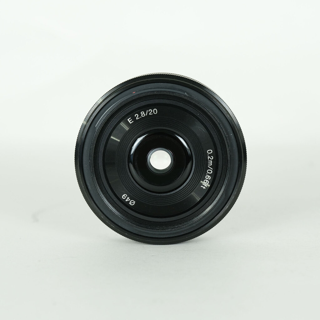 SONY E 20mm F2.8 SEL20F28