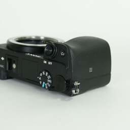 SONY α6400(ILCE-6400) SONY α6400(ILCE-6400)