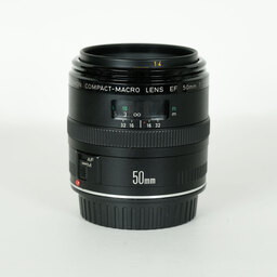 Canon EF50mm F2.5 コンパクトマクロ