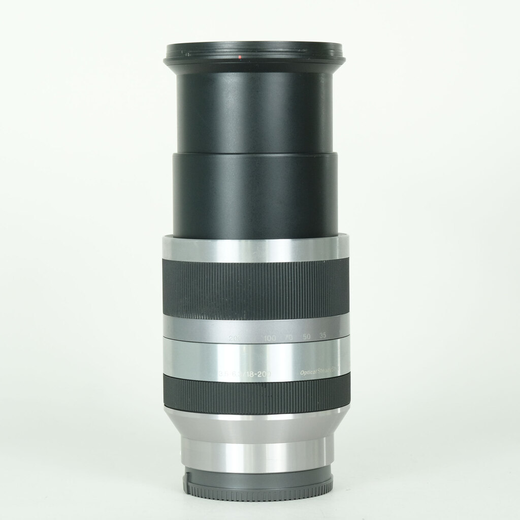 SONY E18-200mm F3.5-6.3 OSS SEL18200の出品 | ONE SCENE（ワンシーン）