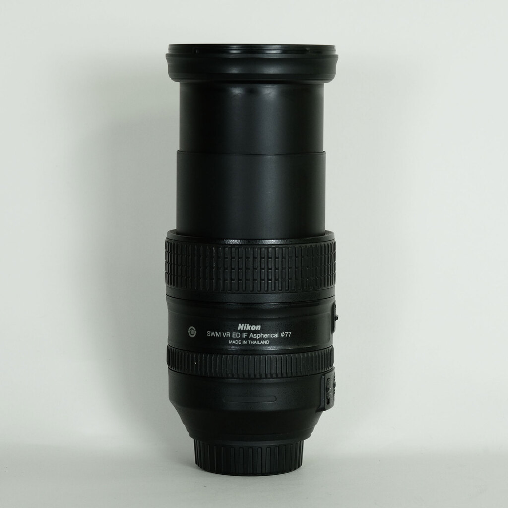Nikon AF-S NIKKOR 28-300mm f/3.5-5.6G ED VR