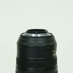 Nikon AF-S VR Zoom-Nikkor 70-300mm F4.5-5.6G IF-ED Nikon AF-S VR Zoom-Nikkor 70-300mm F4.5-5.6G IF-ED