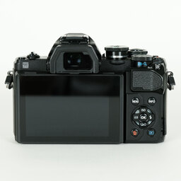 OLYMPUS OM-D E-M10 Mark III