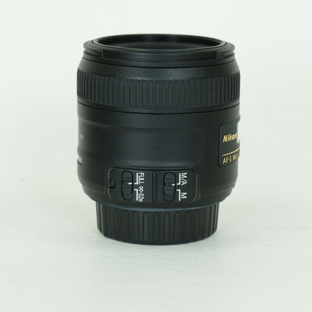 Nikon AF-S DX Micro NIKKOR 40mm f/2.8G