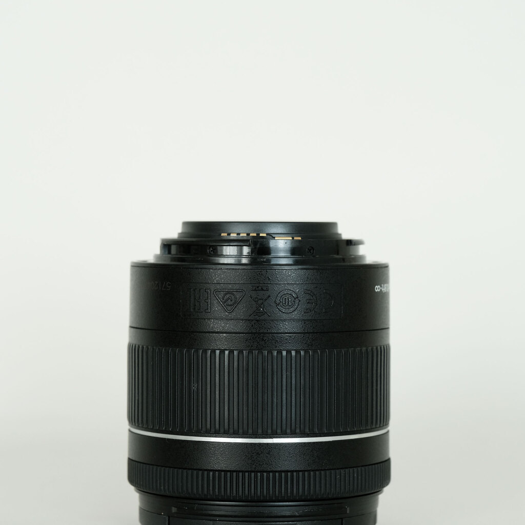 Canon EF-S18-55mm F4-5.6 IS STM