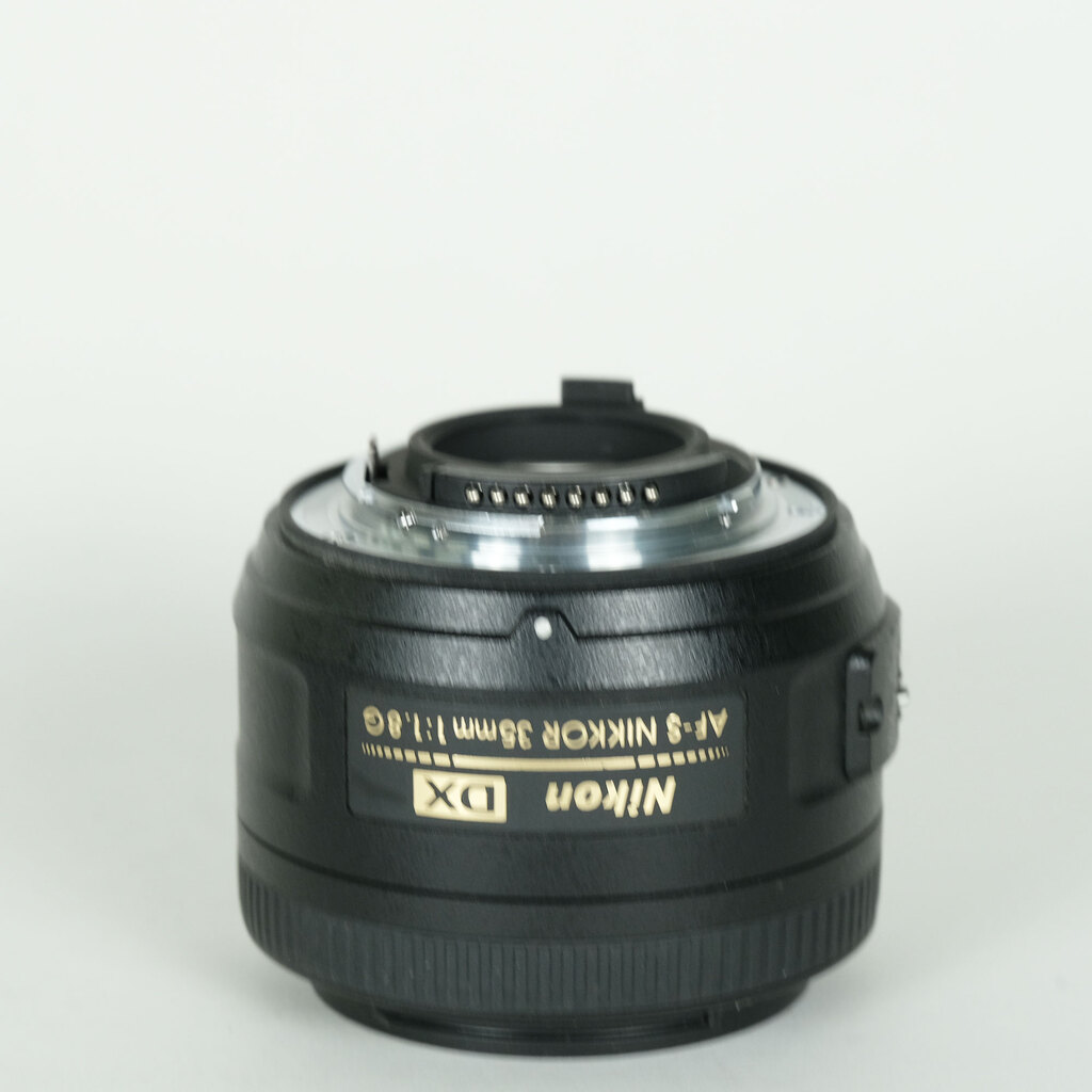 Nikon AF-S DX NIKKOR 35mm f/1.8Gの出品 | ONE SCENE（ワンシーン）