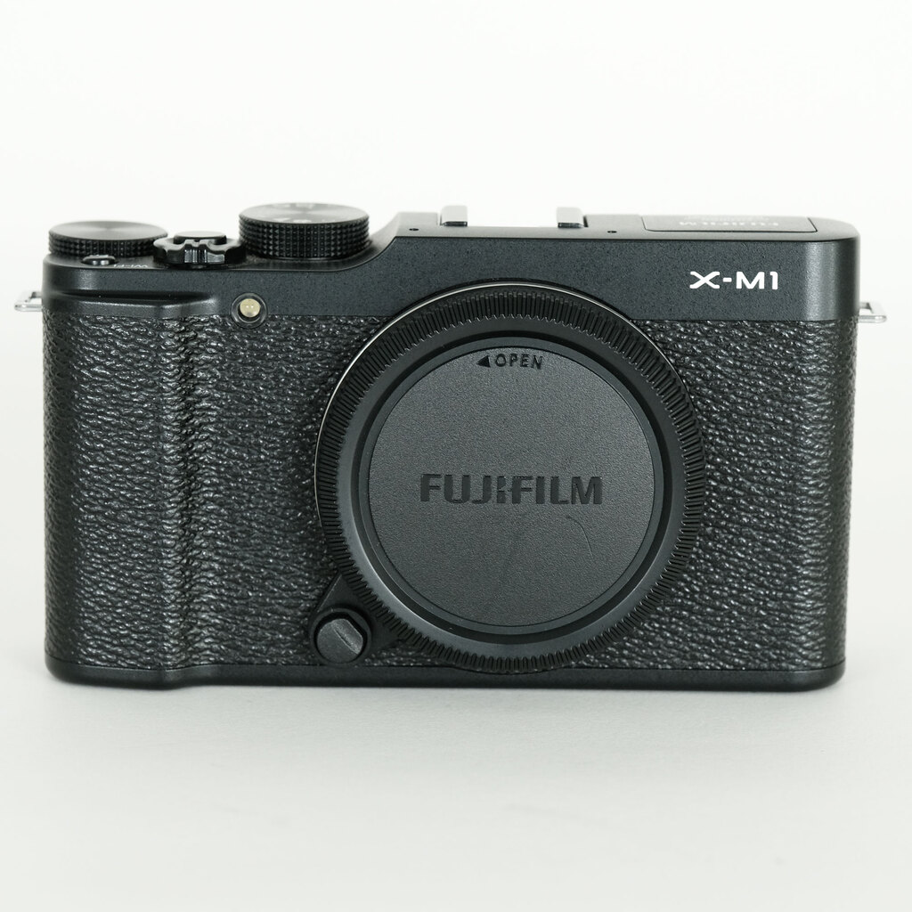 FUJIFILM X-M1 ボディ ブラック