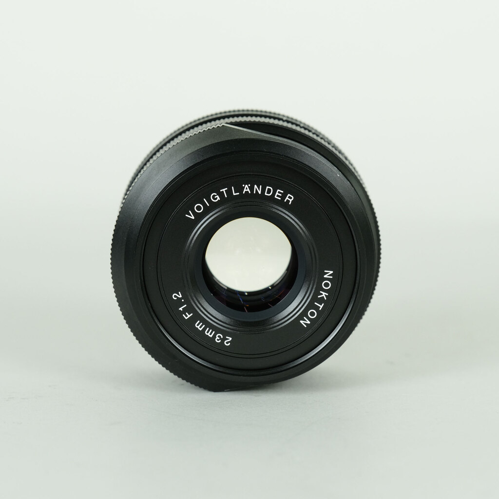 Voigtlander NOKTON 23mm F1.2 Aspherical [フジフイルムX用]の出品