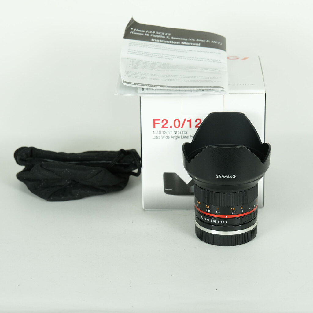 SAMYANG 12mm F2.0 NCS CS (ソニーE用) ブラックの出品 | ONE SCENE