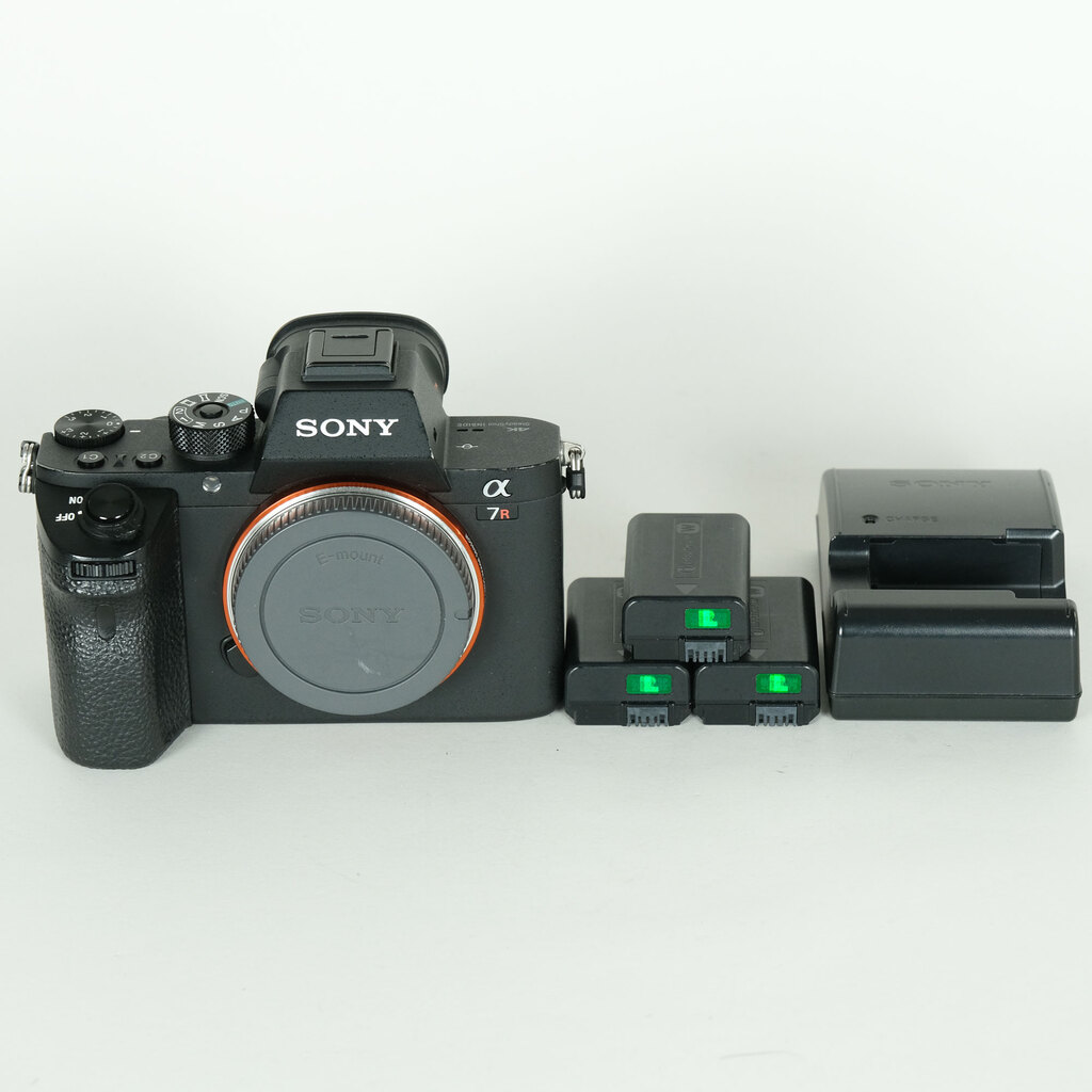 SONY α7R II(ILCE-7RM2) SONY α7R II(ILCE-7RM2)