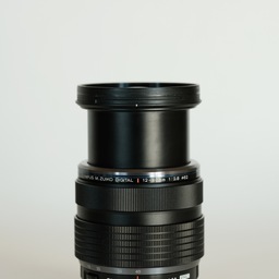 OLYMPUS M.ZUIKO DIGITAL ED 12-40mm F2.8 PRO