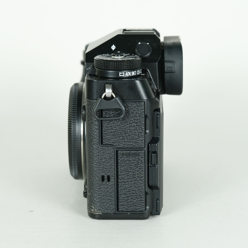 FUJIFILM X-T5 [�{�f�B �u���b�N]