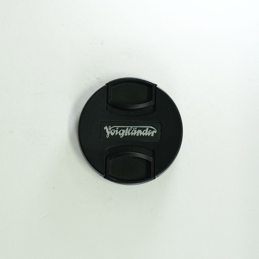 コシナ フォクトレンダー ULTRON 75mm F1.9 SC シングルコート ブラックペイント ライカM用