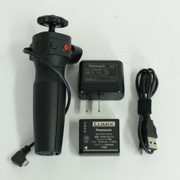 Panasonic LUMIX DC-G100 Panasonic LUMIX DC-G100