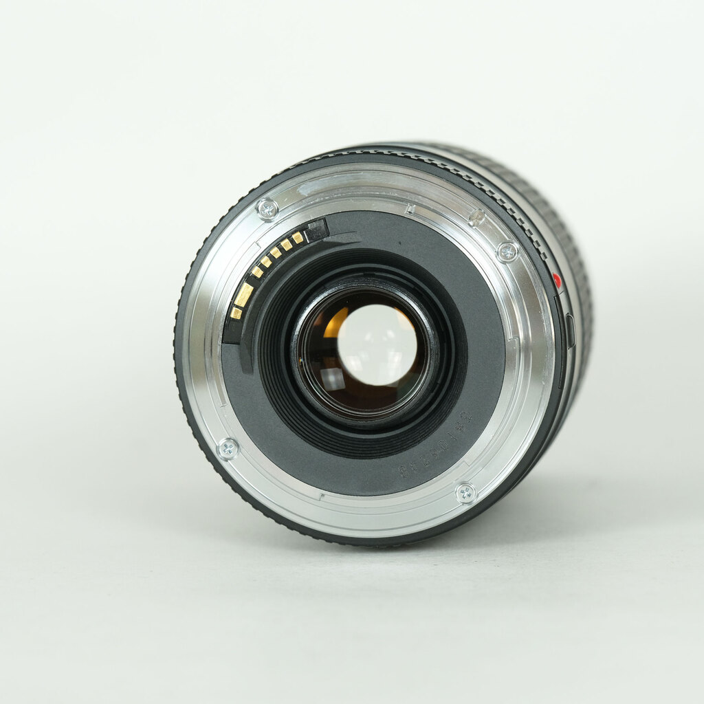 Canon EF75-300mm F4-5.6 III USM