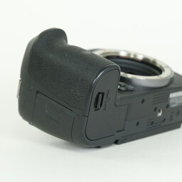 Canon EOS R7 Canon EOS R7