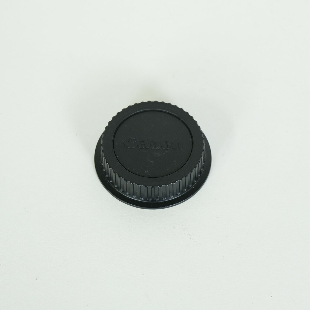 Canon EF-S18-55mm F3.5-5.6 IS STM