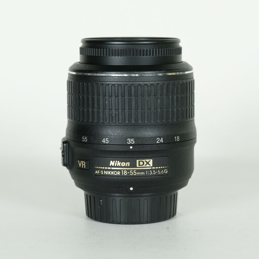 Nikon AF-S DX NIKKOR 18-55mm F3.5-5.6 G VR