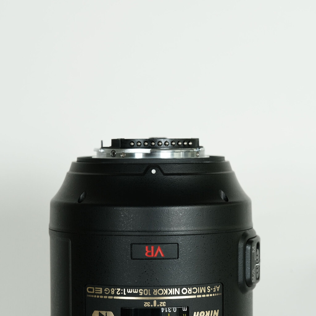 Nikon AF-S VR Micro-Nikkor 105mm f/2.8G IF-ED