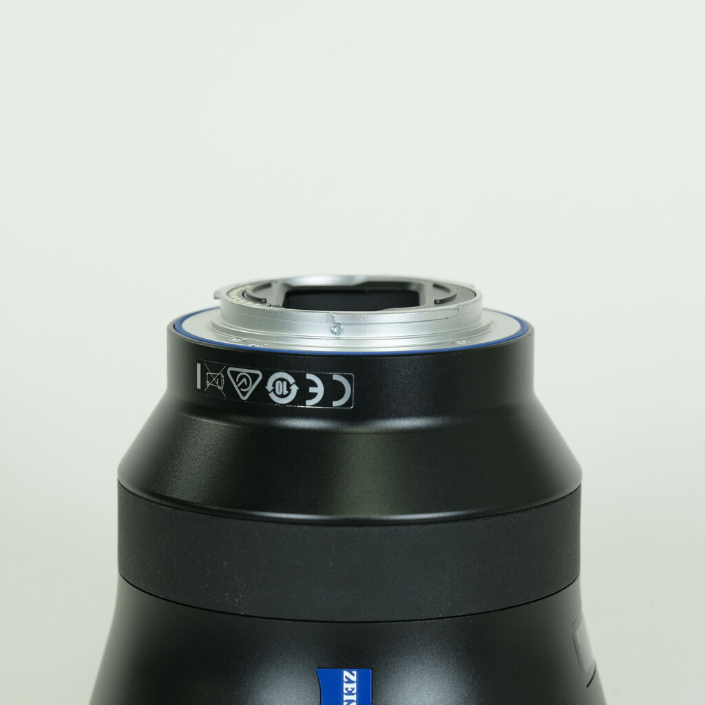 Carl Zeiss Batis 2.8/18 [ソニーE用]