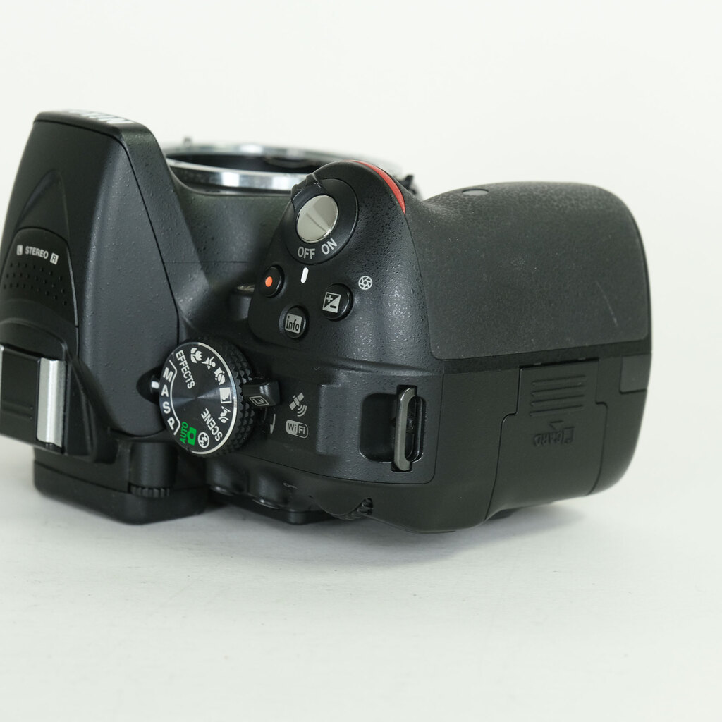 Nikon D5300