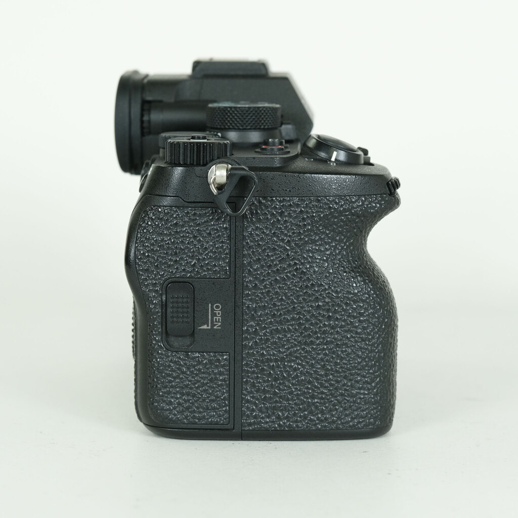 SONY α7 IV(ILCE-7M4) SONY α7 IV(ILCE-7M4)