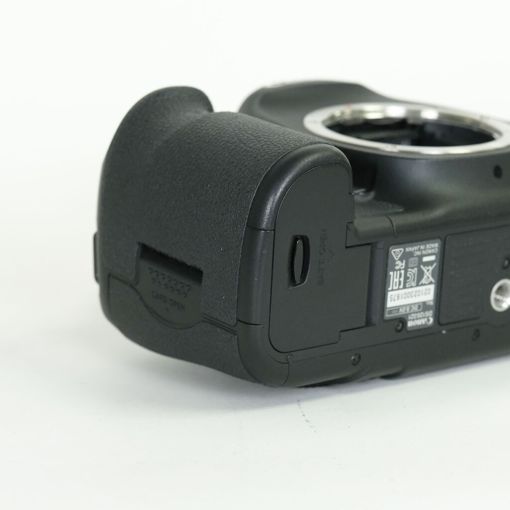 Canon EOS 5D Mark IIIの出品 | ONE SCENE（ワンシーン）