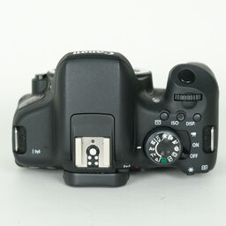Canon EOS Kiss X8i