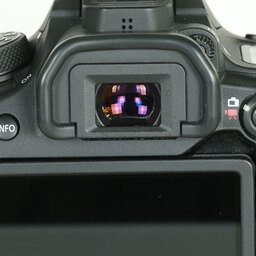 Canon EOS 90D