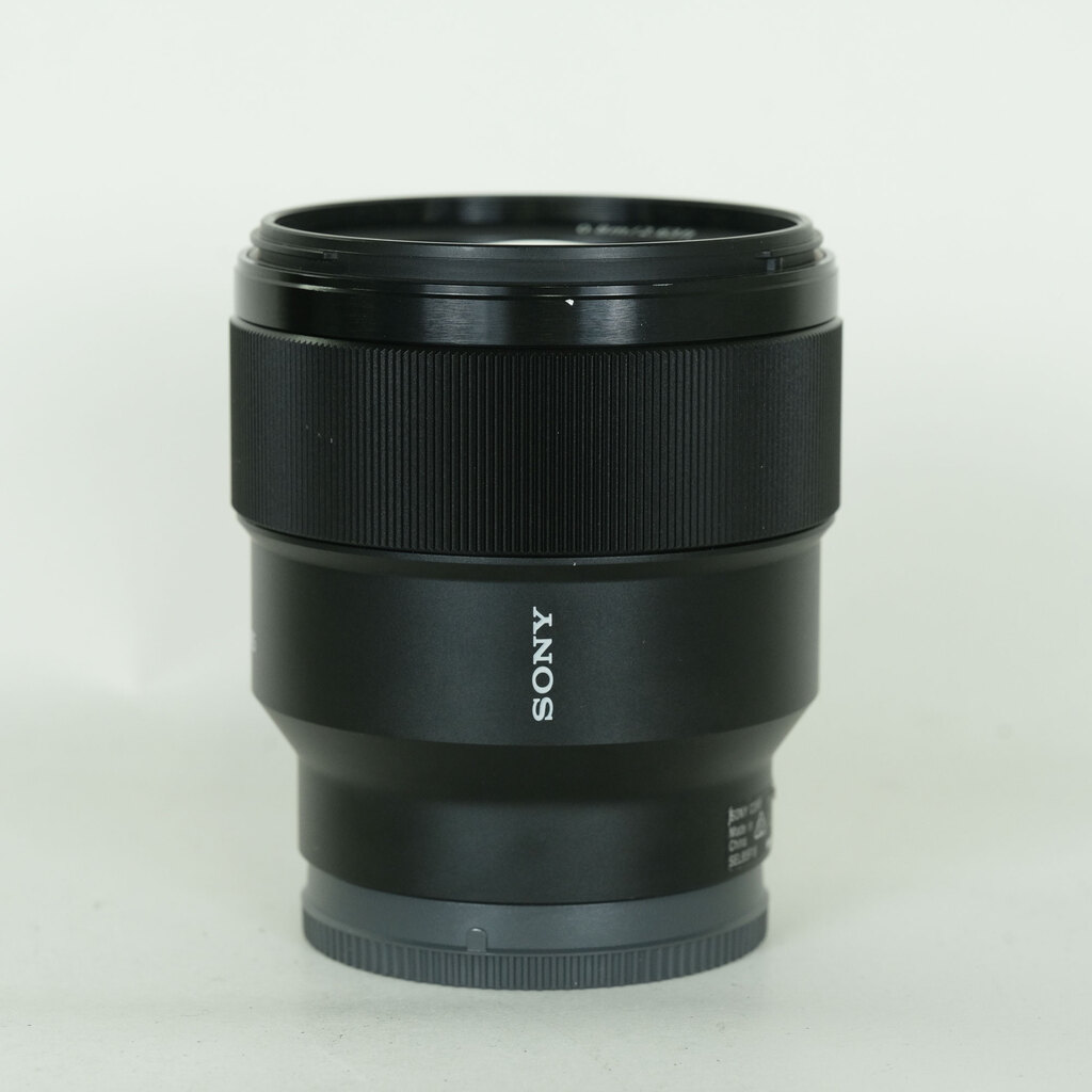 SONY FE 85mm F1.8 SEL85F18