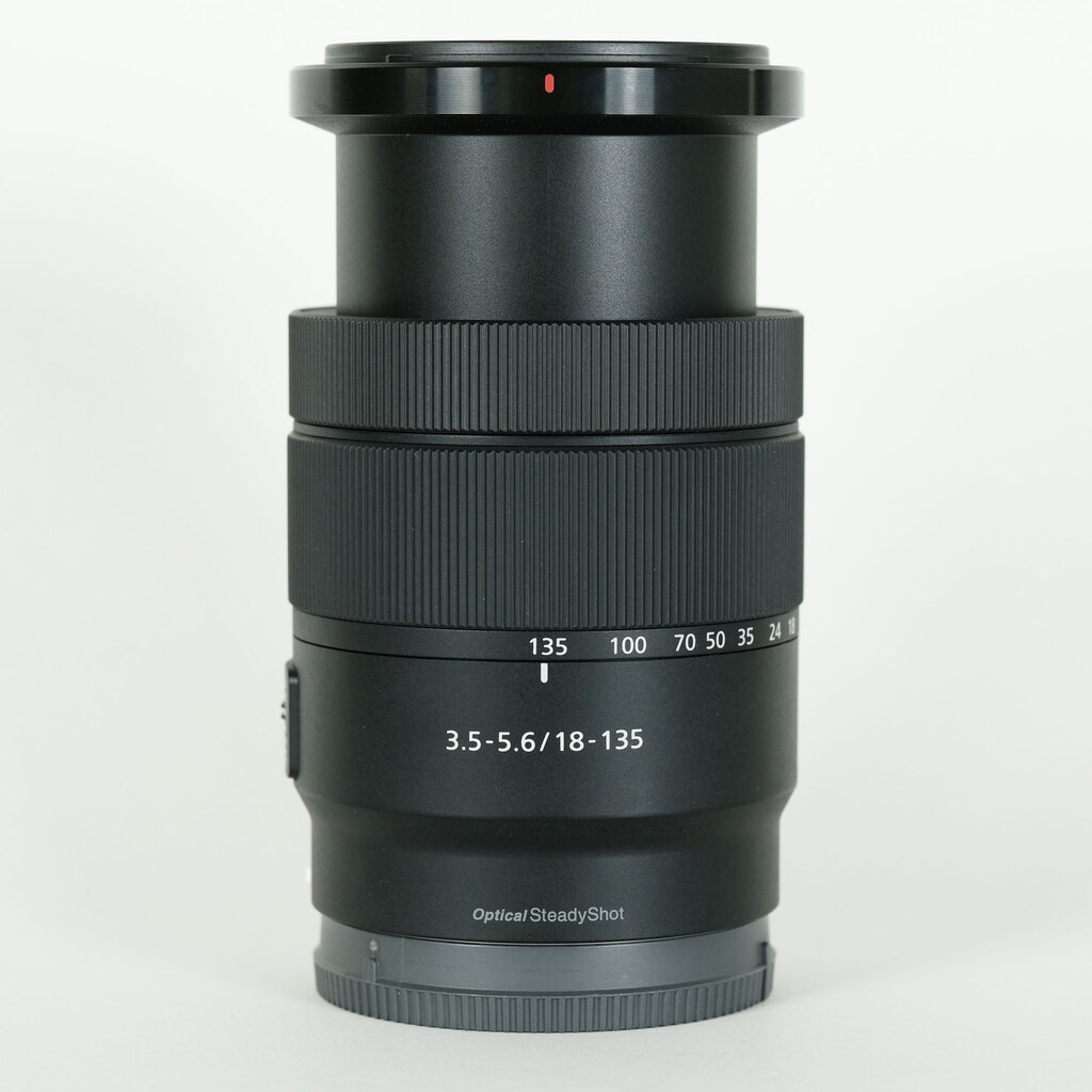 SONY E 18-135mm F3.5-5.6 OSS SEL18135