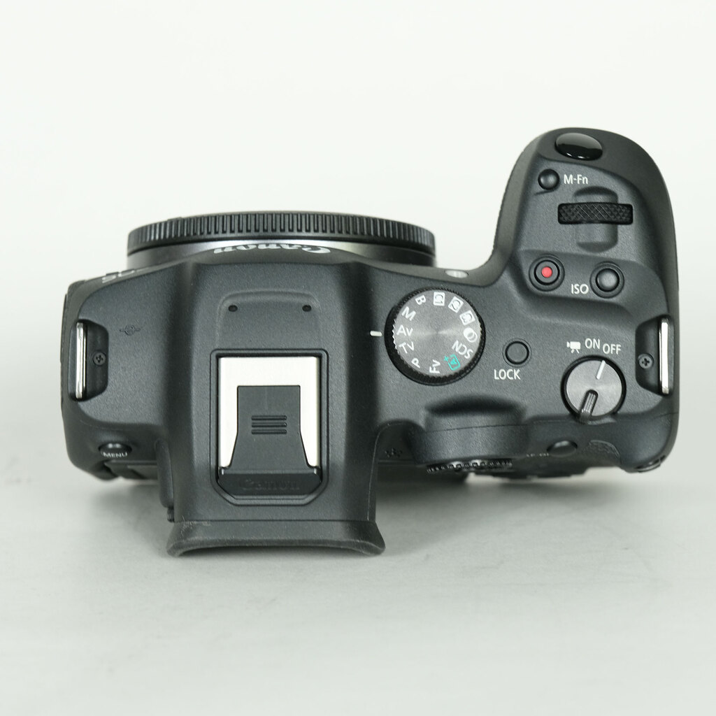 Canon EOS R7