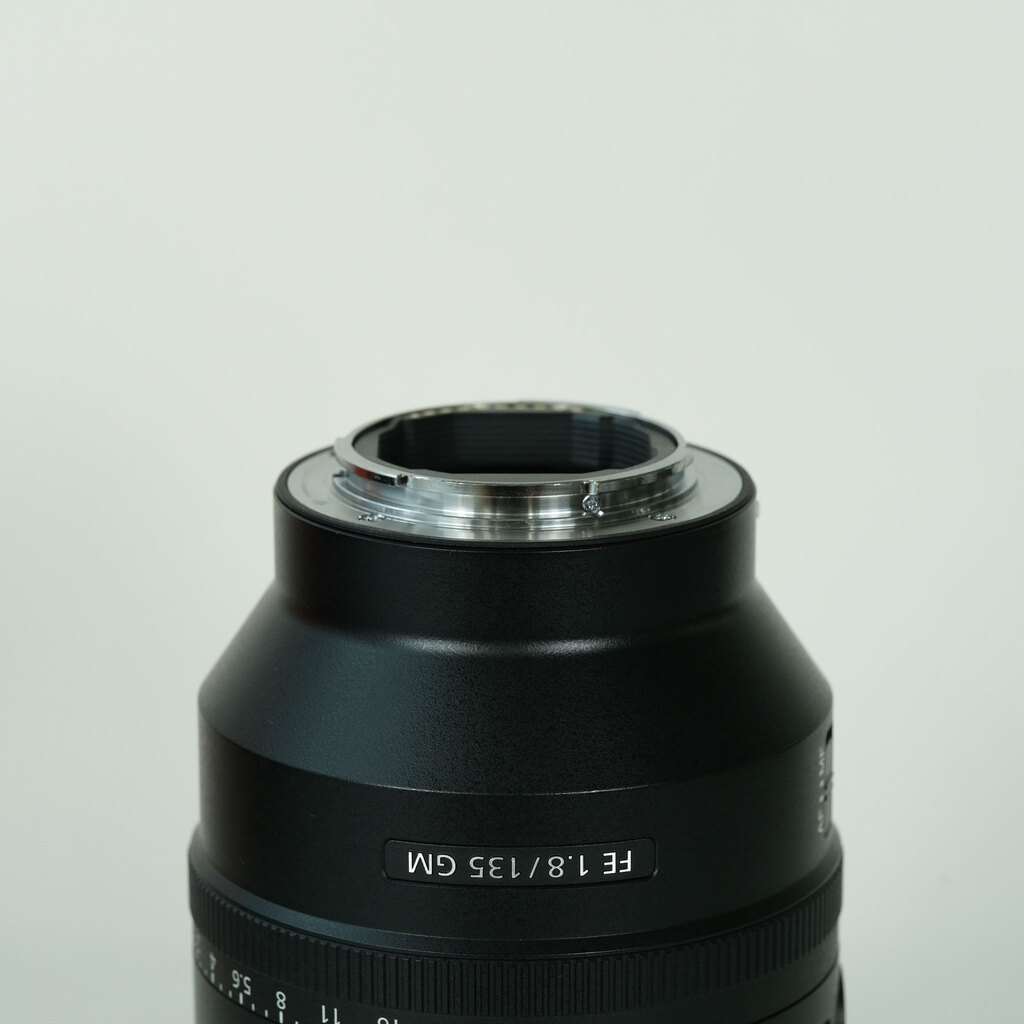 SONY FE 135mm F1.8 GM SEL135F18GMの出品 | ONE SCENE（ワンシーン）