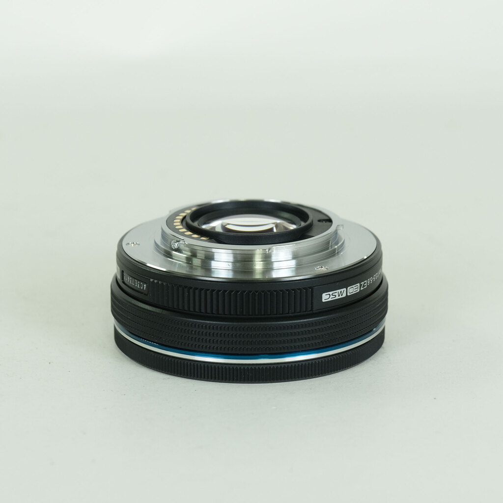 OLYMPUS M.ZUIKO DIGITAL ED 14-42mm F3.5-5.6 EZ ブラック